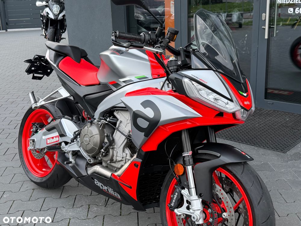 Aprilia Tuono - 22