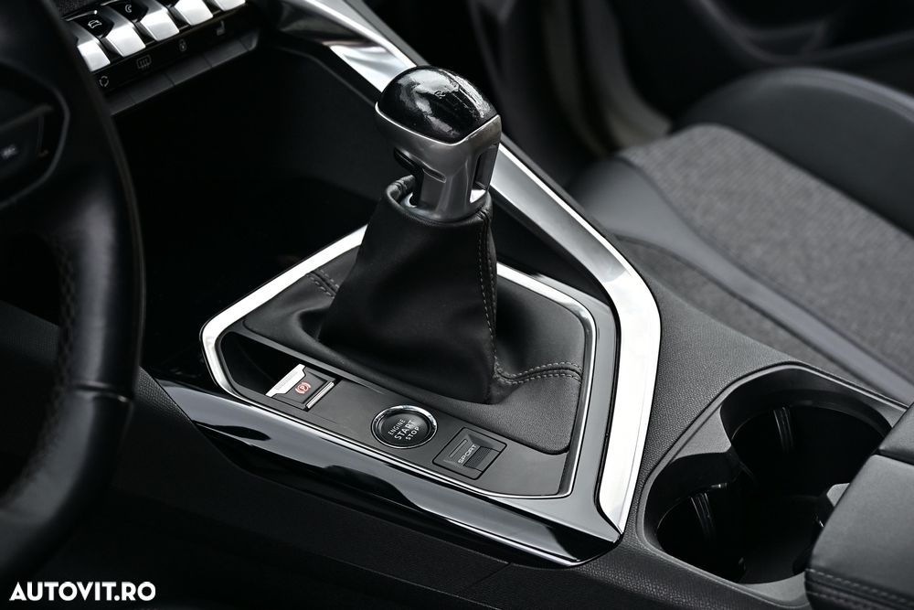Peugeot 3008 PureTech 130 Stop & Start Allure - 20