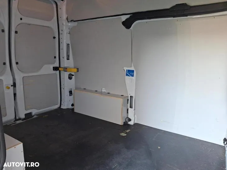 Ford Transit Custom L1H2 - 17