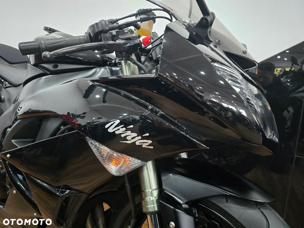 Kawasaki Ninja - 25