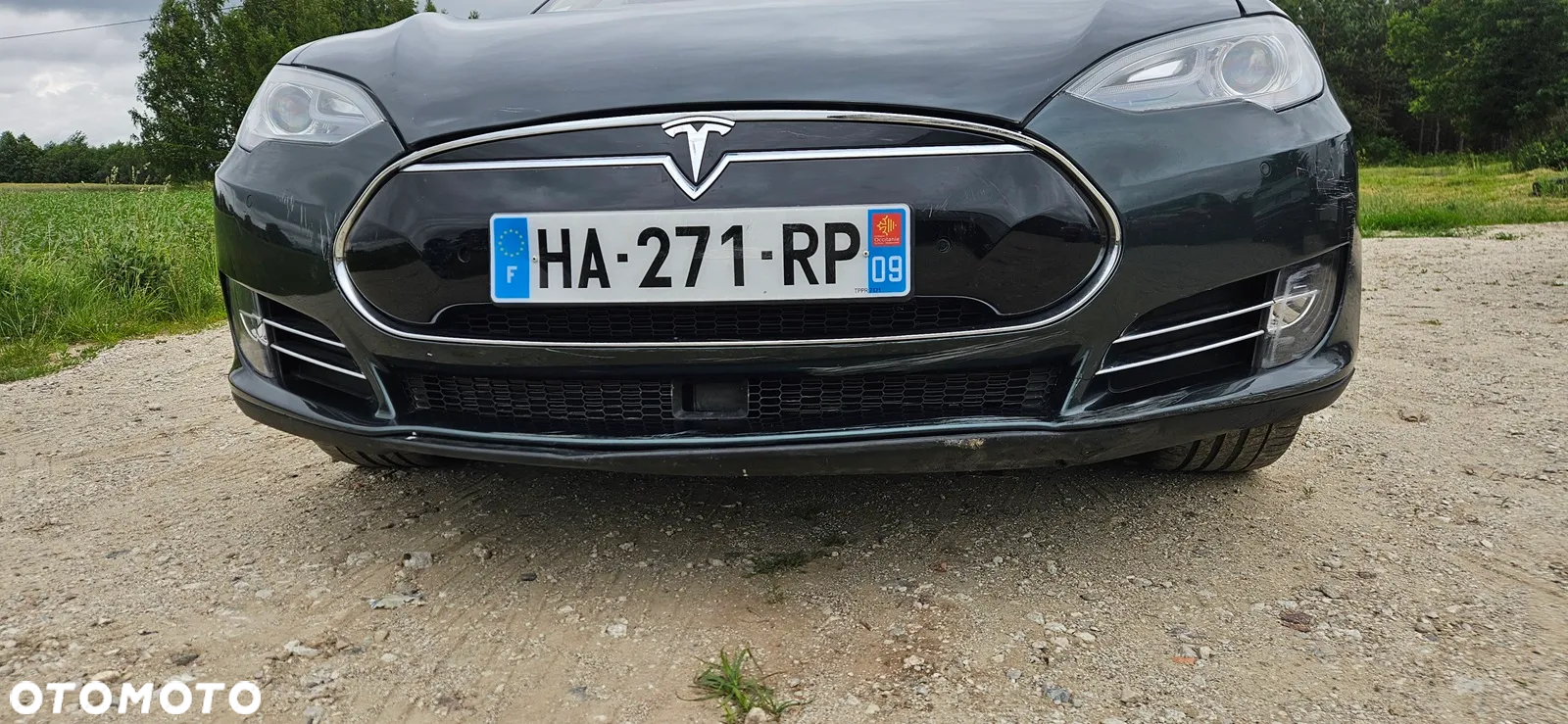 Tesla Model S 85 - 10