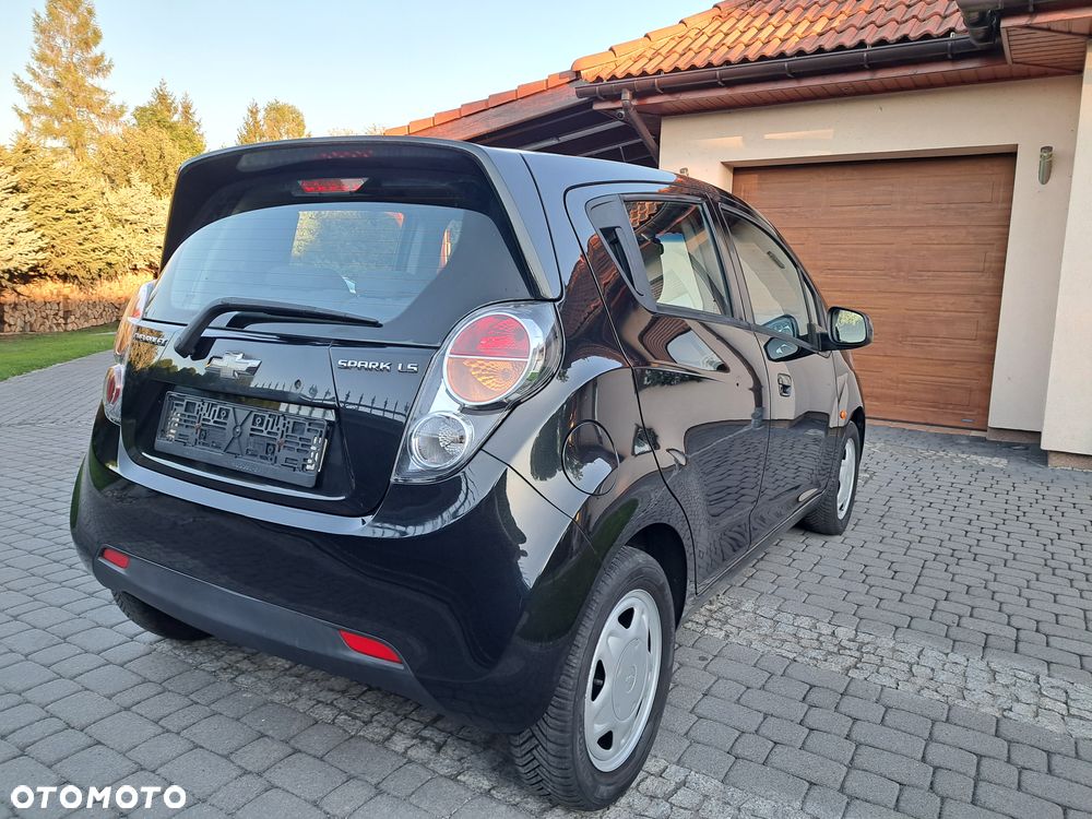 Chevrolet Spark 1.0 LT - 8
