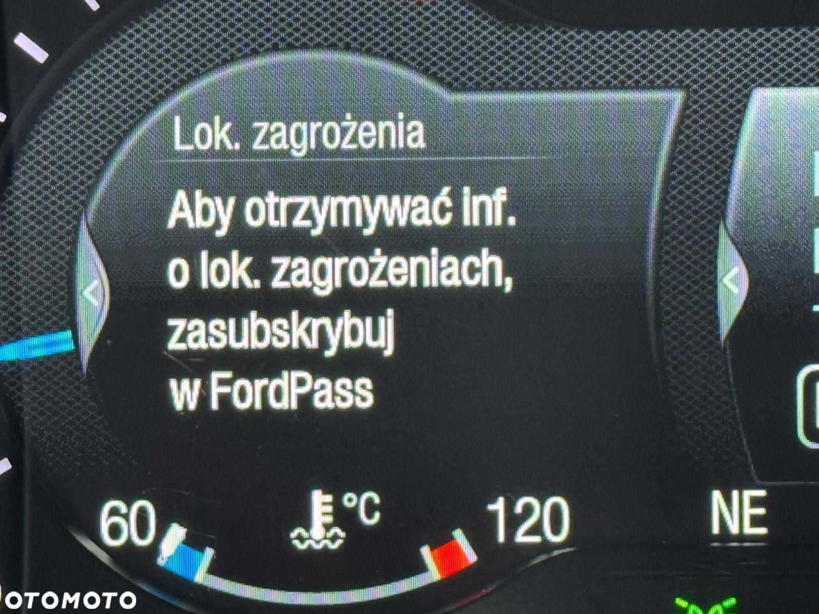 Ford S-Max - 13