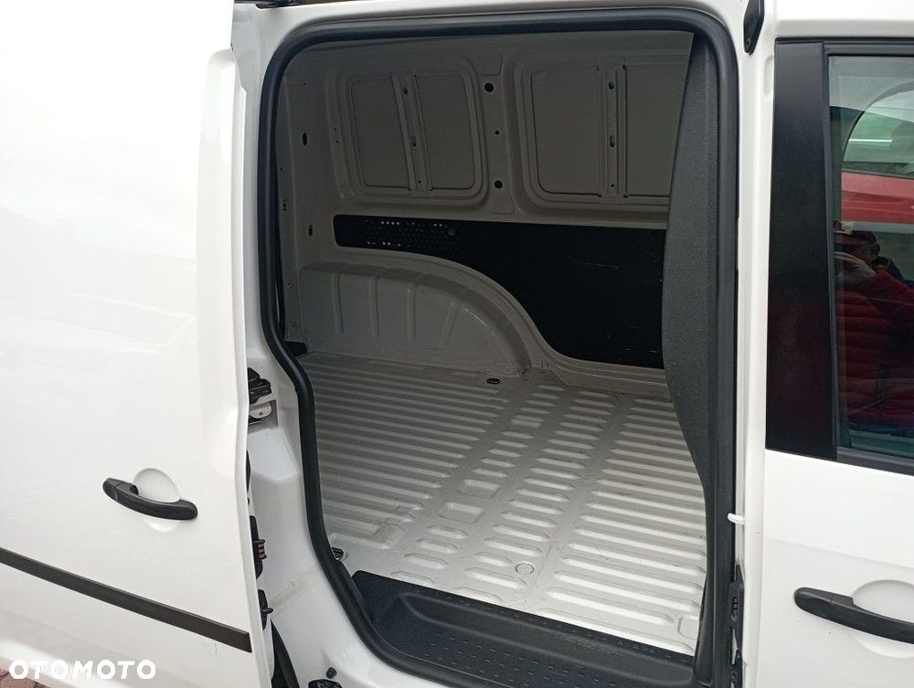 Volkswagen caddy - 13