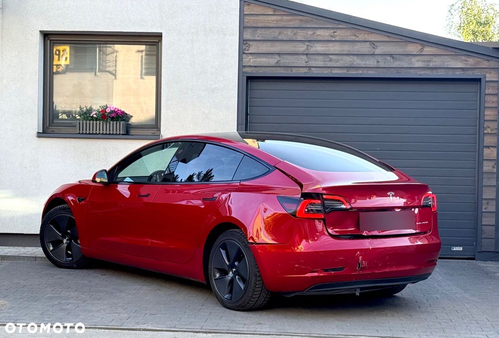 Tesla Model 3 - 15