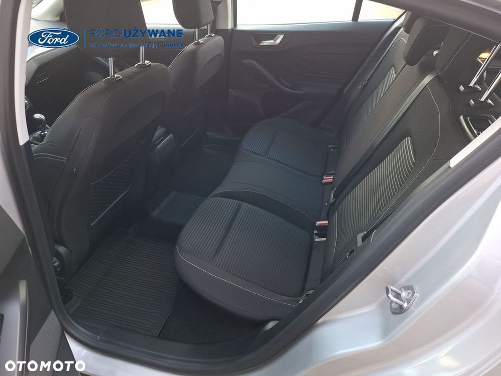 Ford Focus - 15