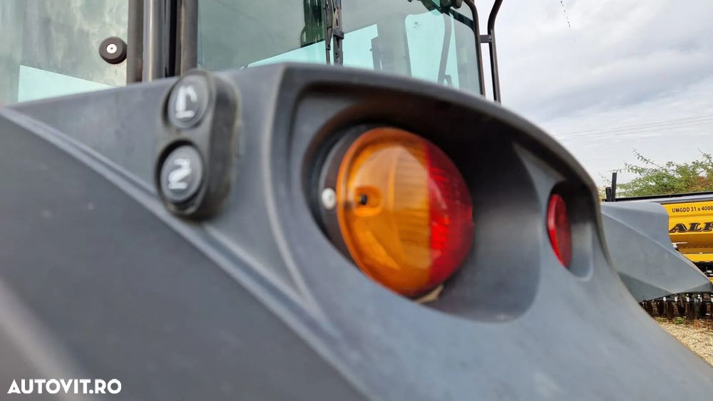 Massey Ferguson MF 5711M CAB ES 4WD CU ROTI INGUSTE KIT FRANARE PNEUMATIC - 22