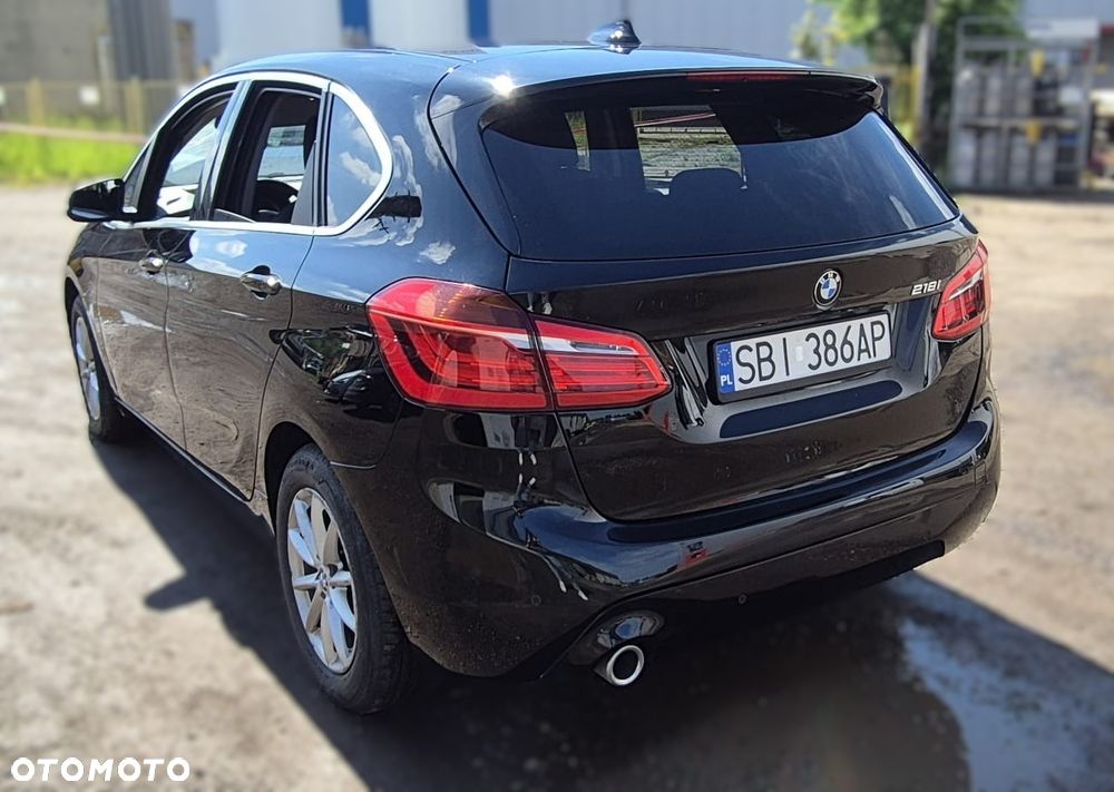 BMW Seria 2 218i - 2