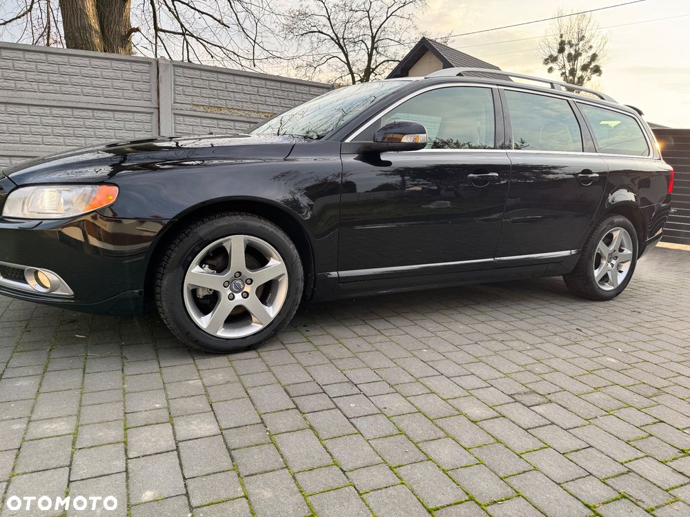 Volvo V70 2.0D Summum - 2