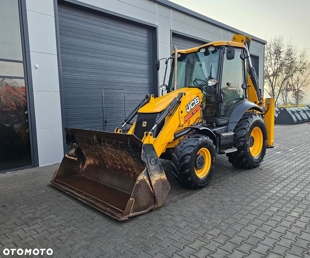 JCB 3CX Contractor 110kM - 6