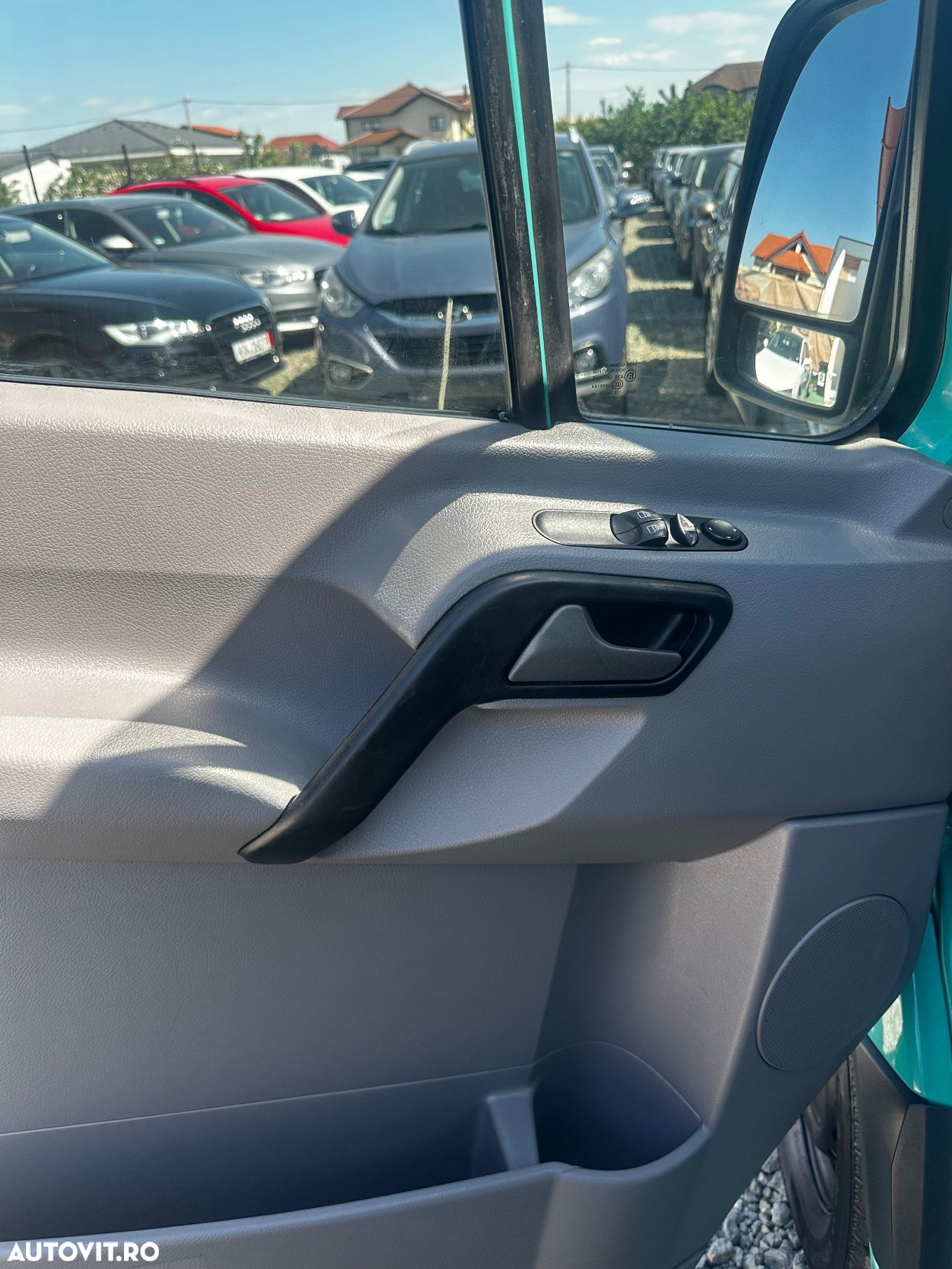 Mercedes-Benz Sprinter - 11