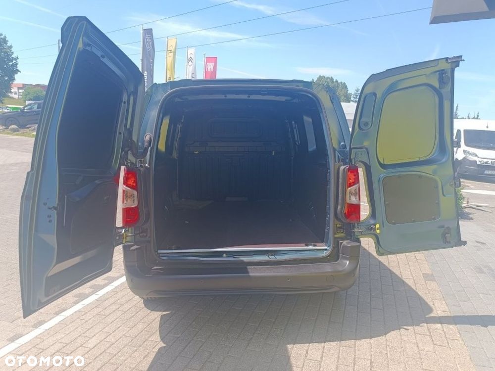 Opel COMBO - 12