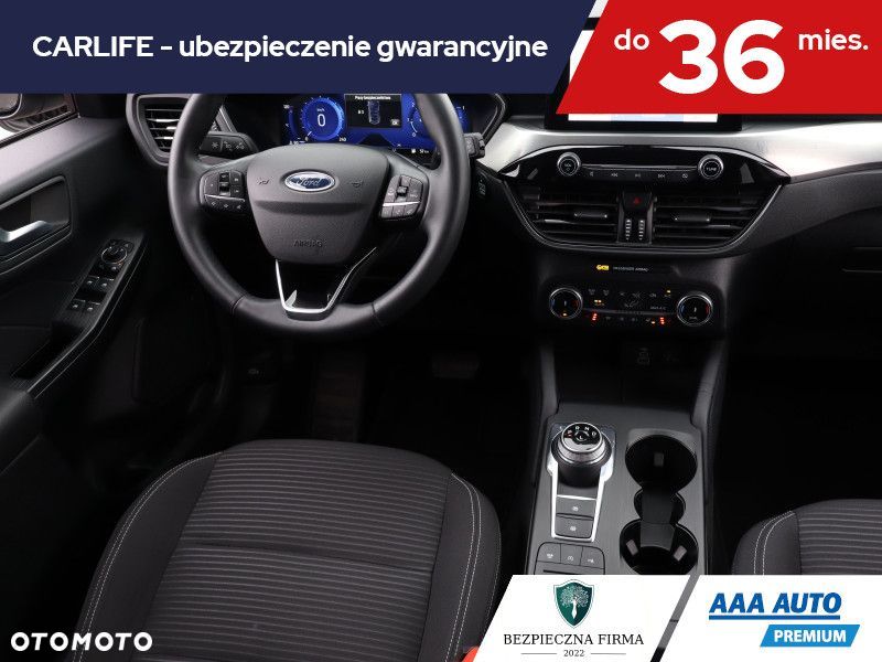 Ford Kuga - 8