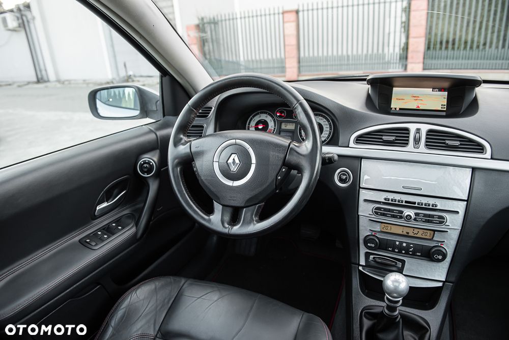 Renault Laguna 2.0 16V Turbo GT - 27