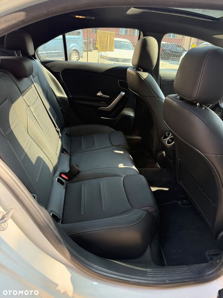 Mercedes-Benz Klasa A 220 7G-DCT AMG Line - 13