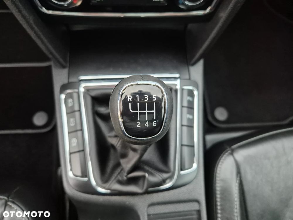 Skoda Superb 1.6 TDI Active Greenline - 16