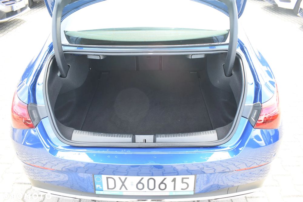 Mercedes-Benz CLA 200 mHEV 7G-DCT - 13