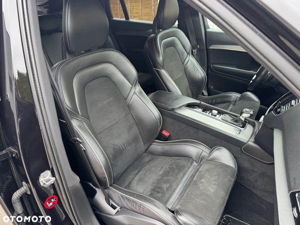 Volvo XC 90 D5 AWD Geartronic RDesign - 26