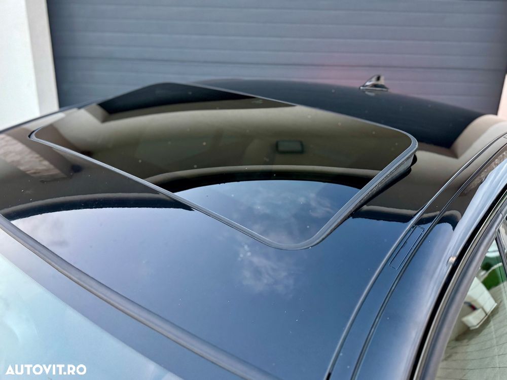 BMW Seria 3 320d xDrive DPF Aut. - 33