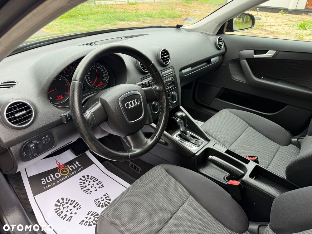 Audi A3 Sportback 2.0 TDI Ambiente S tronic - 14