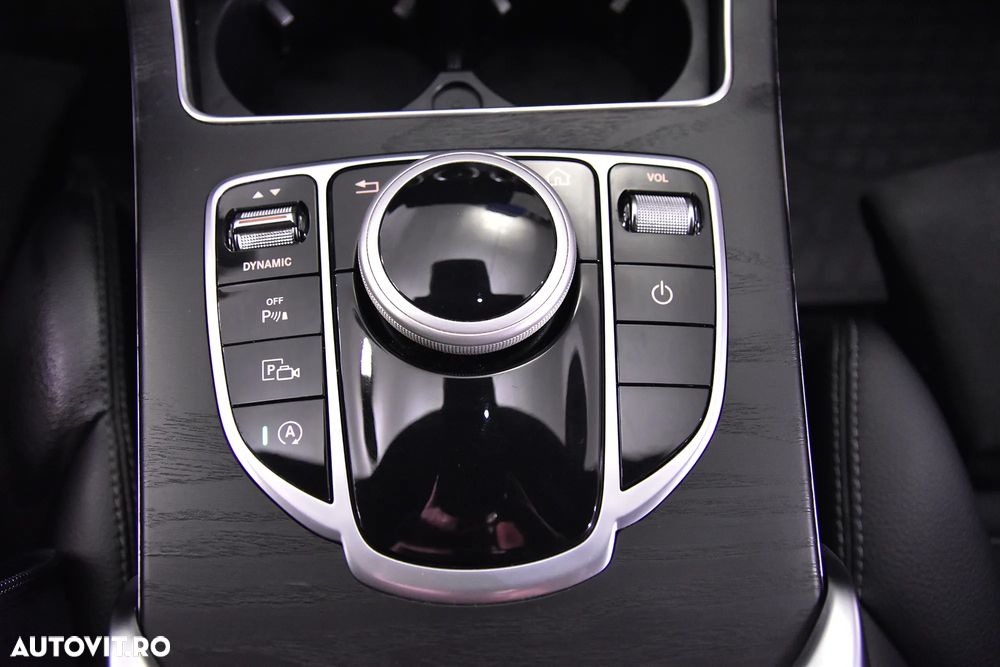 Mercedes-Benz C - 17