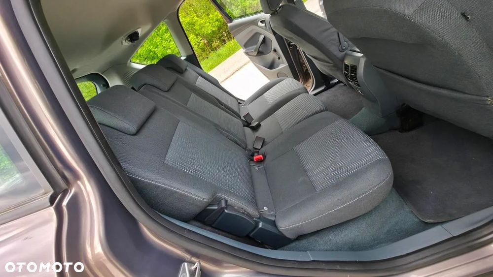Ford C-MAX - 25