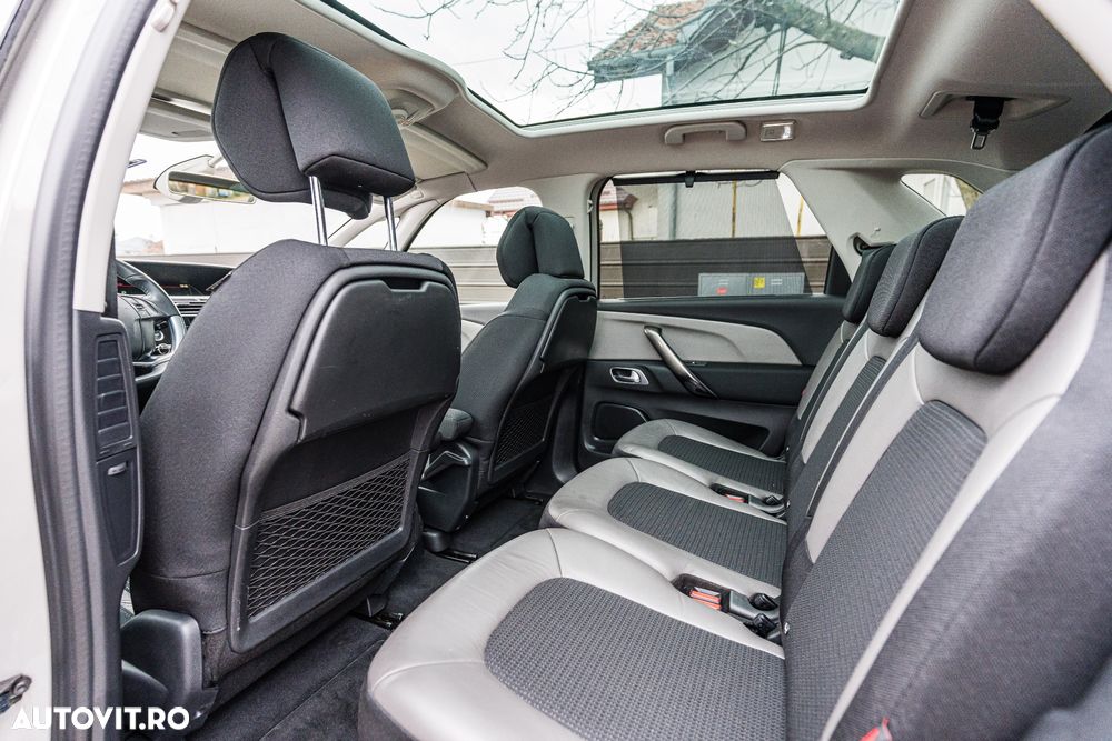 Citroën C4 Space Tourer PureTech 130 Stop&Start EAT8 SHINE - 31