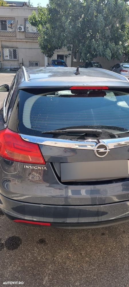 Opel Insignia 2.0 CDTI Sport Aut. - 8