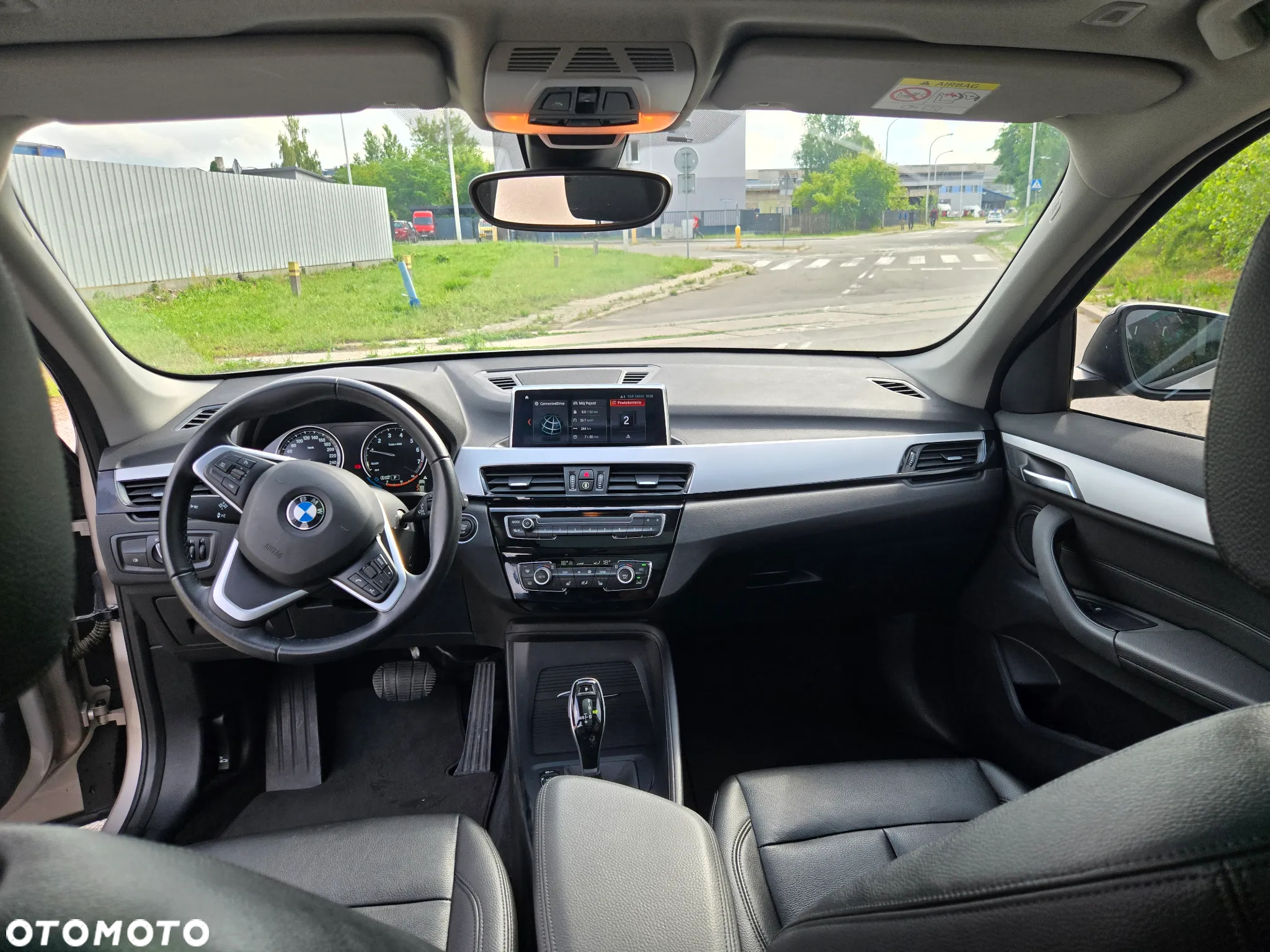 BMW X1 sDrive18i - 14