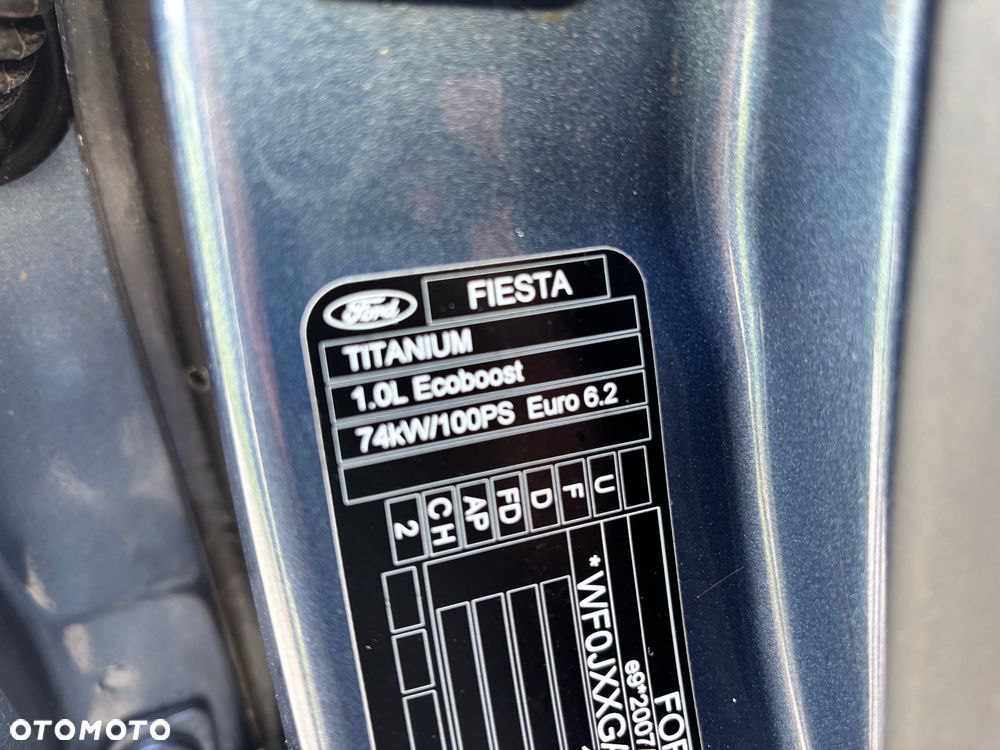 Ford Fiesta 1.0 EcoBoost Titanium - 18