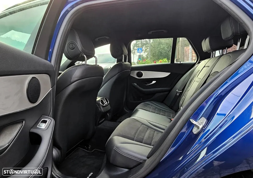 Mercedes-Benz C 300 de AMG Line - 24