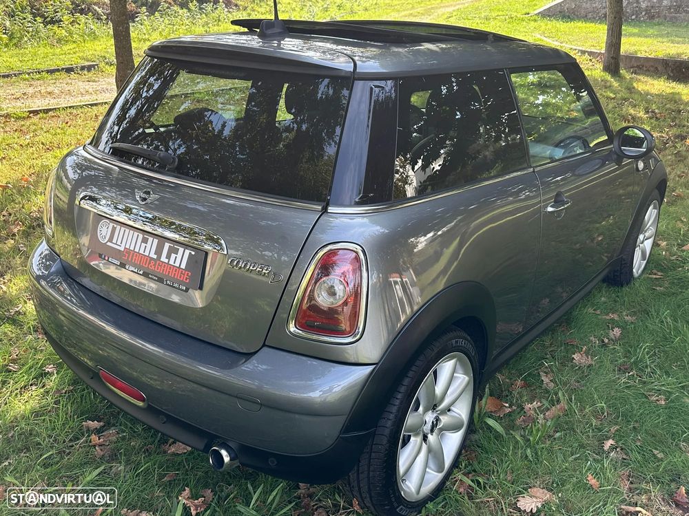 MINI 3 Portas Cooper D - 24