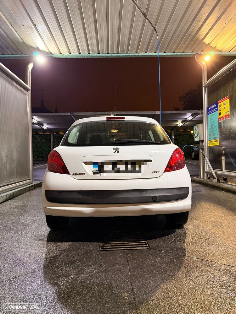 Peugeot 207 - 2