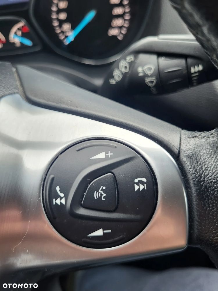 Ford Kuga 2.0 TDCi 4x4 Titanium - 32