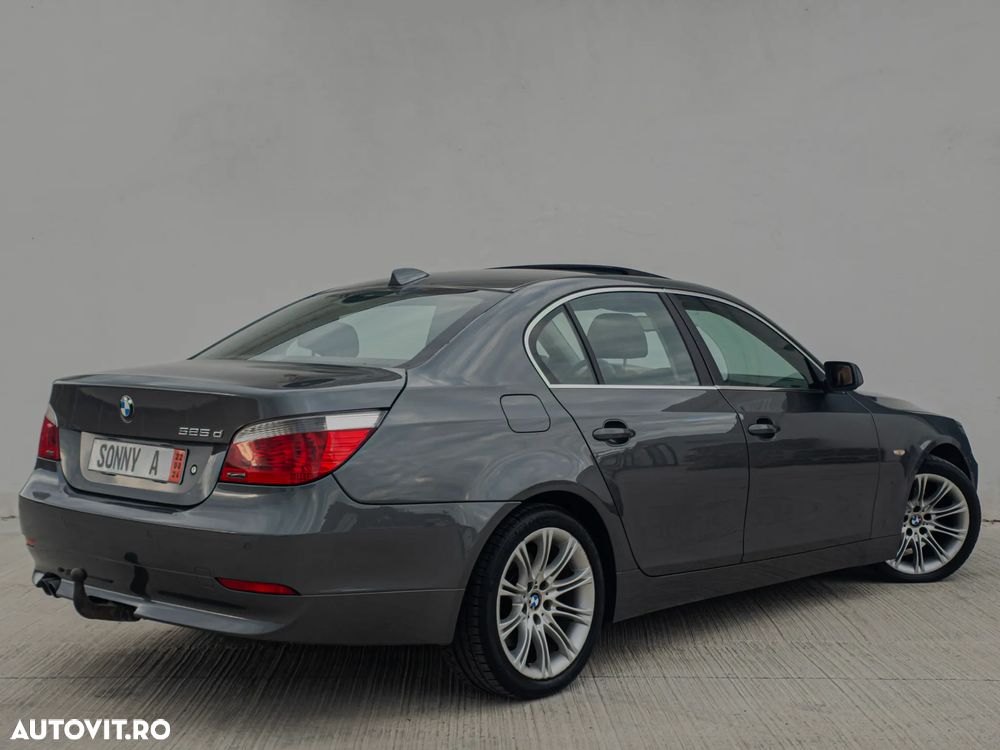 BMW Seria 5 525d - 7