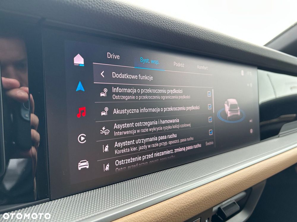 Porsche Cayenne E-Hybrid PHEV - 27