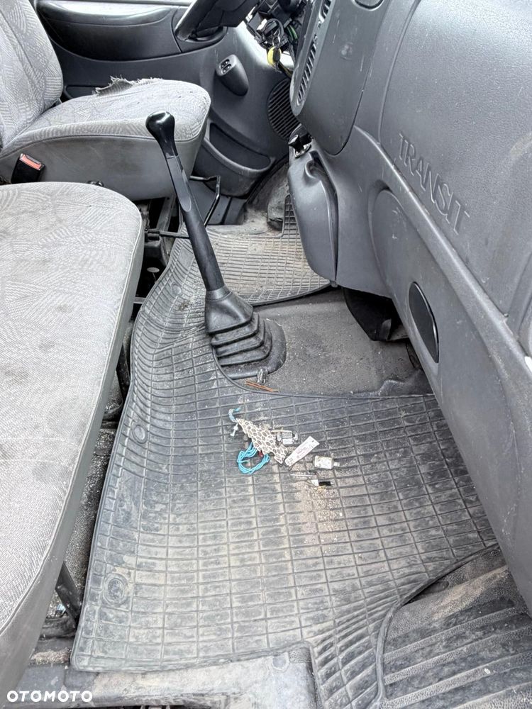 Ford TRANSIT - 4