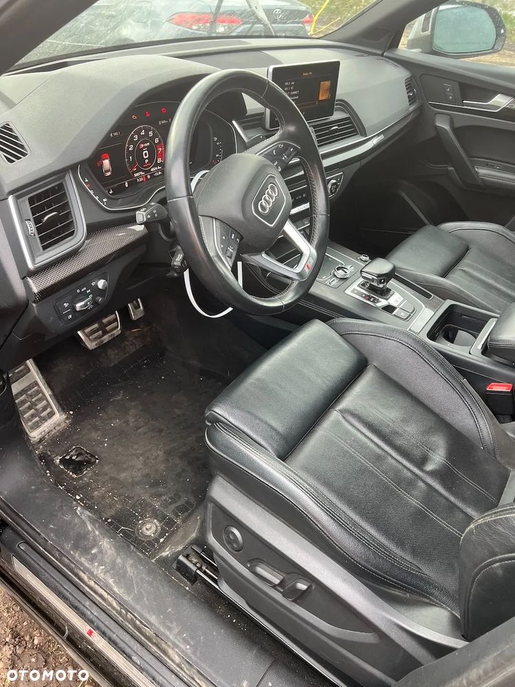 Audi SQ5 - 32