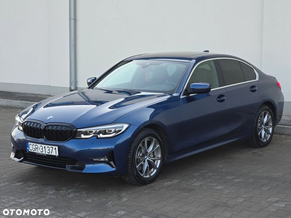 BMW Seria 3 330i xDrive Sport Line - 1