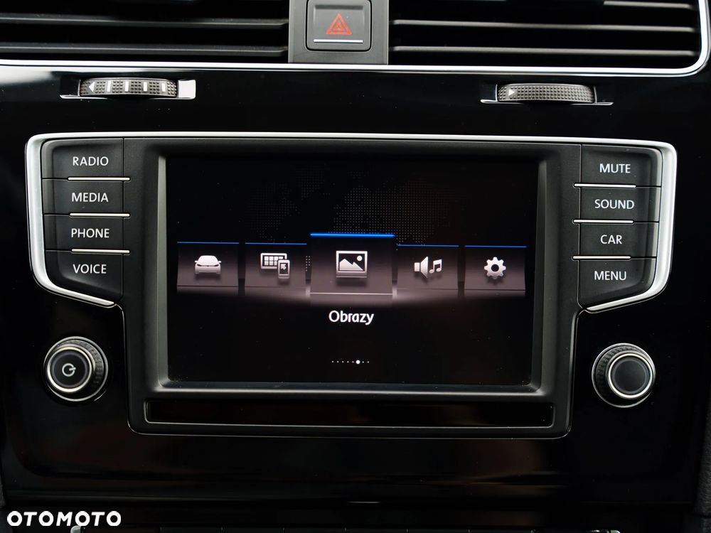 Volkswagen Golf 1.4 TSI BMT Comfortline DSG - 28