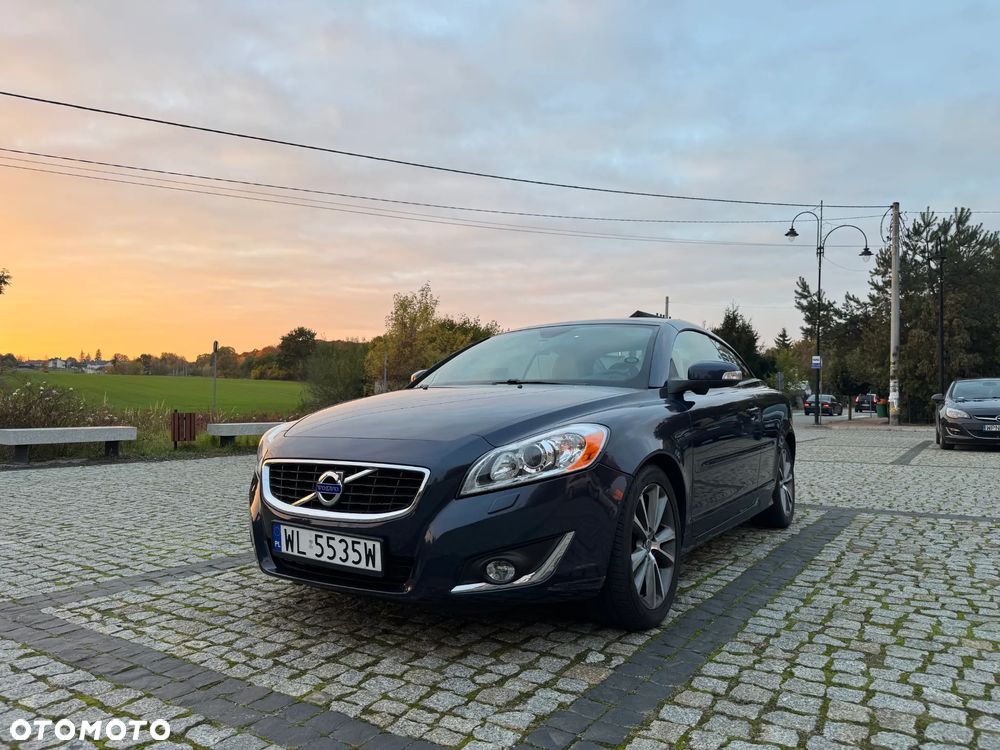 Volvo C70 T5 Summum - 1