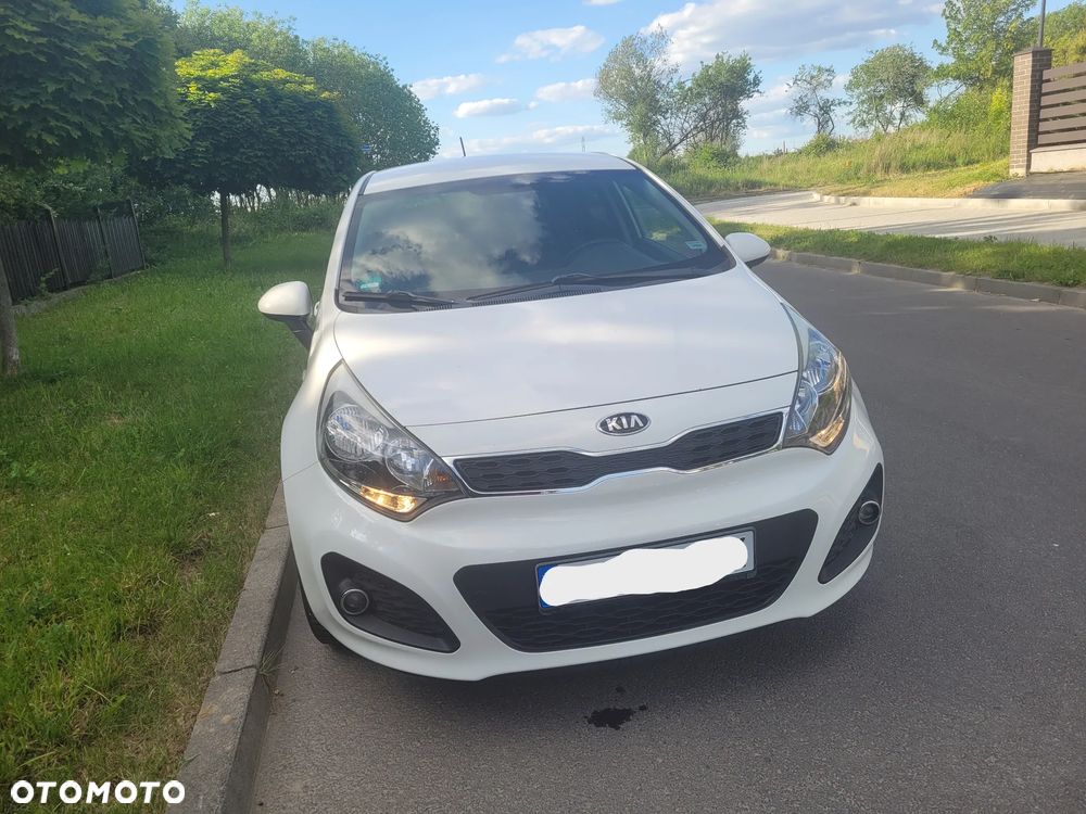 Kia Rio 1.2 Attract - 1