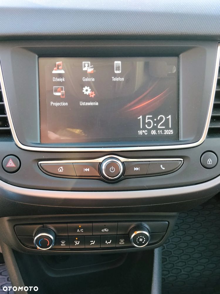 Opel Crossland X - 10