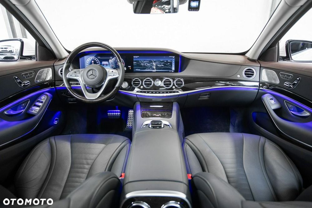 Mercedes-Benz Klasa S 560 4-Matic L 9G-TRONIC - 22