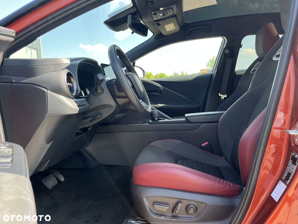 Toyota C-HR - 10