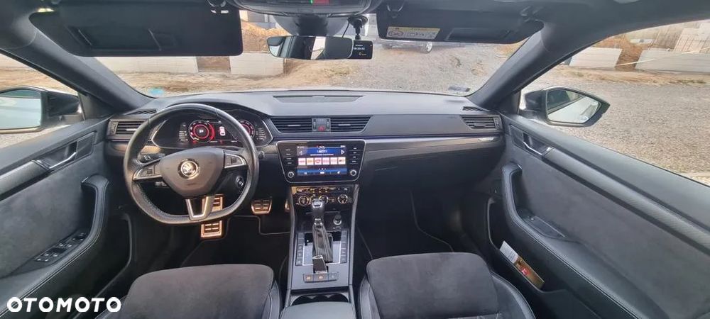 Skoda Superb 2.0 TDI 4x4 Sportline DSG - 10