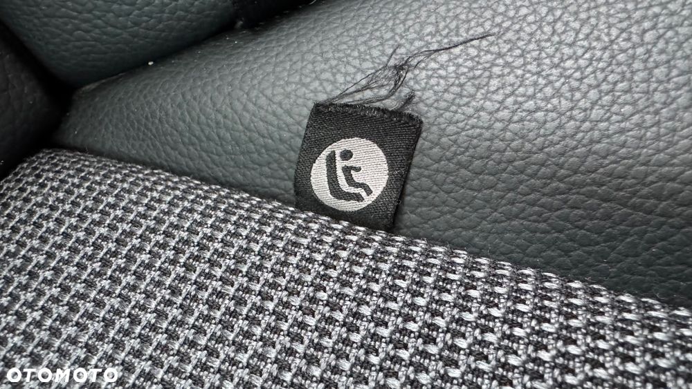 Mercedes-Benz Klasa C 180 Kompressor Automatik Avantgarde - 25