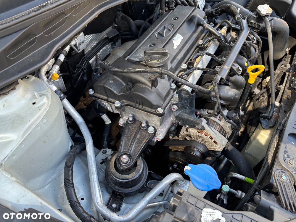 Hyundai i20 1.2 Trend - 25