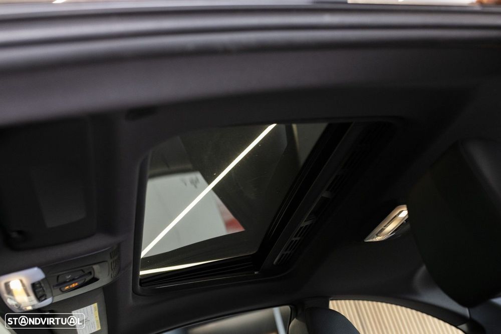 BMW 228 i Aut. M Sport - 18