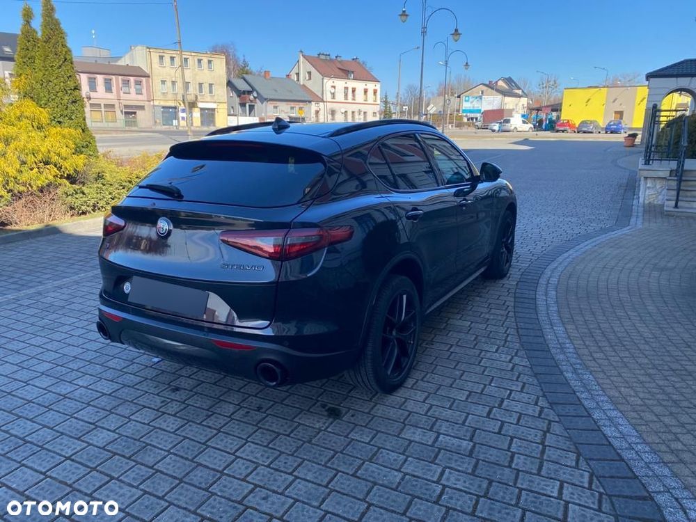 Alfa Romeo Stelvio 2.0 Turbo TI Q4 - 7